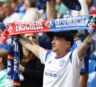 Fanfreundschaft zwischen FC Twente Enschede und FC Schalke 04.