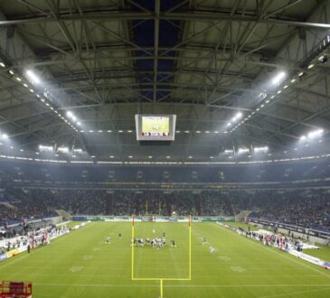 American Football in der Veltins-Arena auf Schalke.