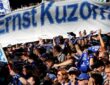 Fans von Schalke 04 würdigen Ernst Kuzorra.