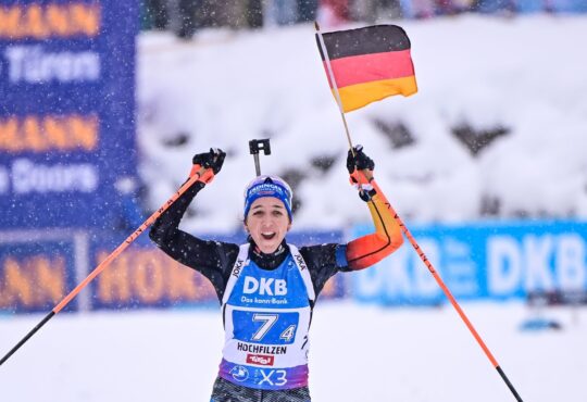 Franziska Preuß startet beim Biathlon auf Schalke.