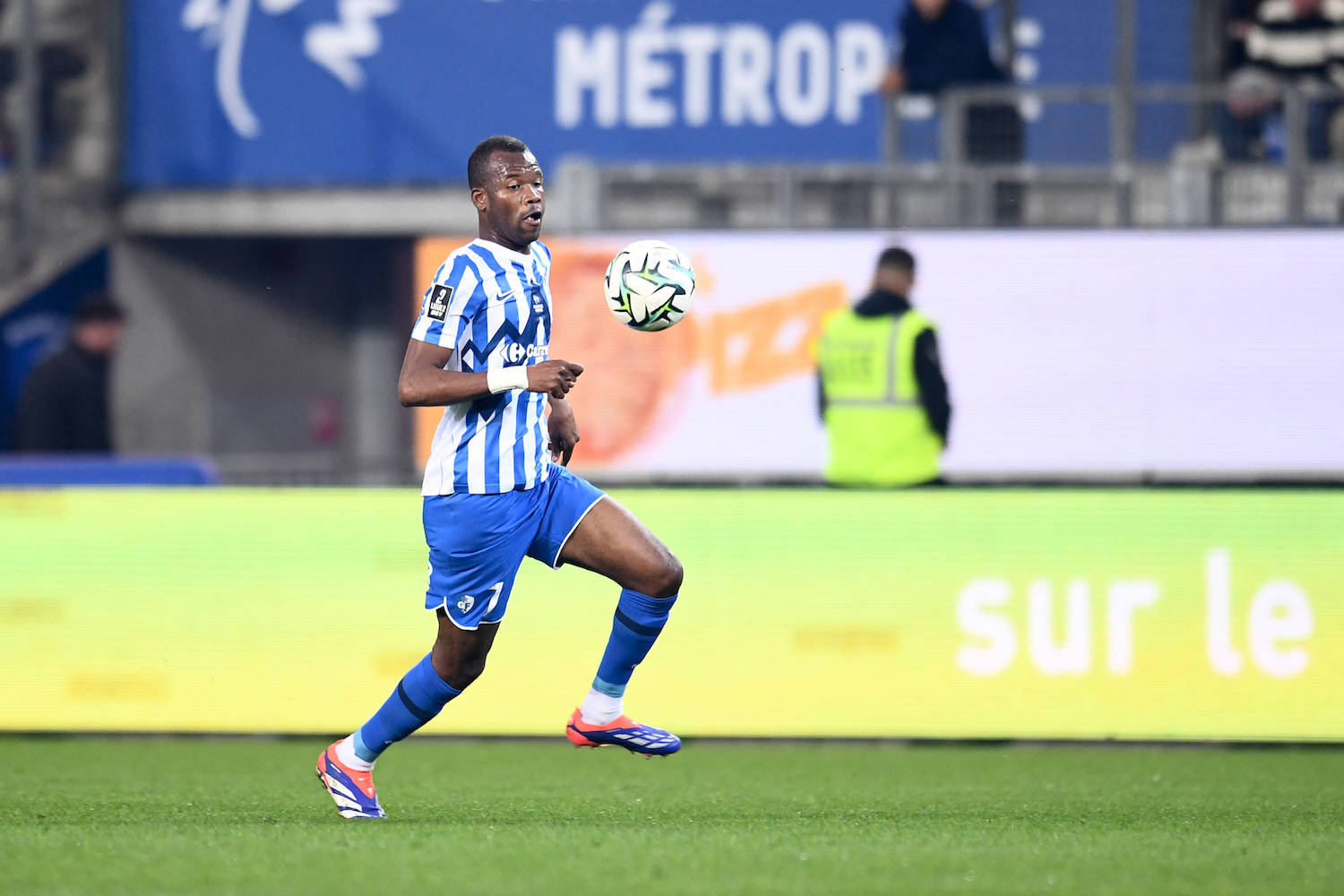 Grenoble Foot 38 v FC Annecy - Ligue 2 BKT 2024/2025 07 Pape Meissa BA gf38 during the Ligue 2 BKT match between Grenoble Foot 38 and Annecy at Stade des Alpes on October 29, 2024 in Grenoble, France. Grenoble France PUBLICATIONxINxGERxAUTxSUIxONLY Copyright: xFEPx 776231671