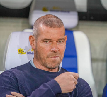 Schweiz, Fussball Credit Suisse Super League 2024/2025, 30. Spieltag - FC Luzern vs. FC St. Gallen 1879 - Swissporarena Luzern: Mario Frick Cheftrainer, FC Luzern *** Switzerland, Football Credit Suisse Super League 2024 2025, Matchday 30 FC Luzern vs FC St Gallen 1879 Swissporarena Luzern Mario Frick Head Coach, FC Luzern Copyright: xJOERANxSTEINSIEKx