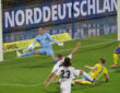 Torhueter Ron Thorben Hoffmann Eintracht Braunschweig haelt gegen Florian Krueger 1. FC Saarbruecken Fussball, Herren, Saison 2024/2025 Relegation, Eintracht Stadion, Eintracht Braunschweig gegen 1.FC Saarbruecken, Relegationsrueckspiel , 2-2 n.V. Damit ist Braunschweig weiterhin in der 2.Liga DFL REGULATIONS PROHIBIT ANY USE OF PHOTOGRAPHS AS IMAGE SEQUENCES AND/OR QUASI-VIDEO. *** Goalkeeper Ron Thorben Hoffmann Eintracht Braunschweig holds against Florian Krueger 1 FC Saarbruecken Football, Men, Season 2024 2025 Relegation, Eintracht Stadion, Eintracht Braunschweig vs 1 FC Saarbruecken, Relegation second leg , 2 2 n V This means that Braunschweig is still in the 2 Liga DFL REGULATIONS PROHIBIT ANY USE OF PHOTOGRAPHS AS IMAGE SEQUENCES AND OR QUASI VIDEO