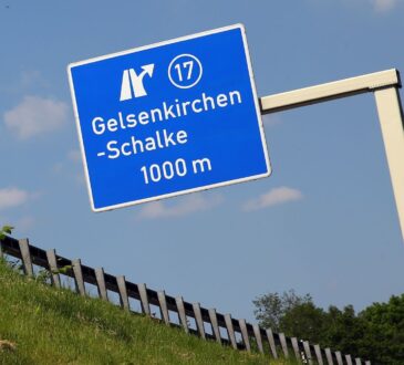 Autobahn Abfahrt Gelsenkirchen Schalke
