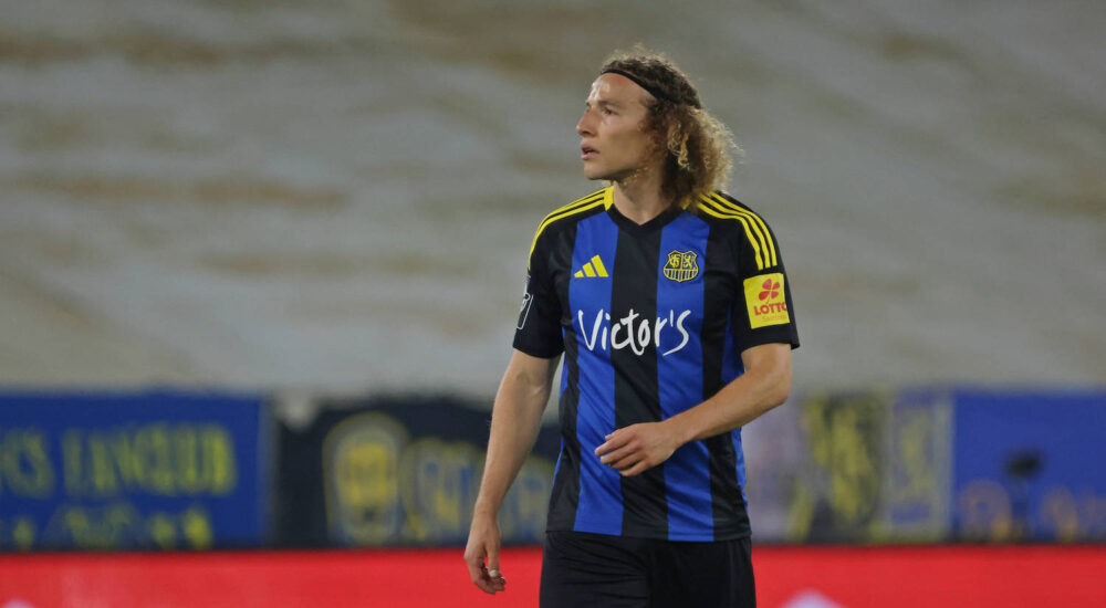 23.05.2025, Fussball, Herren, 2. Bundesliga-Relegation, Relegationsspiel, Saison 2024/2025, 1. FC Saarbr¸cken - Eintracht Braunschweig, Tim Civeja 1. FC Saarbruecken Saarbr¸cken Ludwigsparkstadion Saarland Deutschland DE *** 23 05 2025, Soccer, Men, 2 Bundesliga Relegation, Relegation match, Season 2024 2025, 1 FC Saarbr¸cken Eintracht Braunschweig, Tim Civeja 1 FC Saarbruecken Saarbr¸cken Ludwigsparkstadion Saarland Germany EN Copyright: xFabianxKleerx