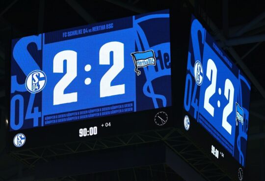 Videowürfel bei Schalke 04 - Hertha BSC in Veltins-Arena