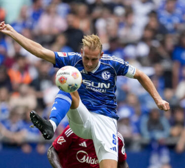 Timo Becker FC Schalke 04 controls the ball during the pre-season friendly match between FC Schalke 04 and FC Sevilla at Arena AufSchalke on July 26, 2025 in Gelsenkirchen, Germany. Photo by Alex Gottschalk/DeFodi Images *** Timo Becker FC Schalke 04 controls the ball during the pre season friendly match between FC Schalke 04 and FC Sevilla at Arena AufSchalke on July 26, 2025 in Gelsenkirchen, Germany Photo by Alex Gottschalk DeFodi Images