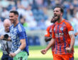 20.09.2025, Fussball, 2. Bundesliga, Saison 2025/2026, 1. FC Magdeburg - FC Schalke 04, v. l. Torwart Justin Heekeren FC Schalke 04, Kenan Karaman FC Schalke 04 freuen sich und jubeln, Magdeburg Avnet Arena Sachsen-Anhalt Deutschland xRHR-FOTO/YYx *** 20 09 2025, Football, 2 Bundesliga, Season 2025 2026, 1 FC Magdeburg FC Schalke 04, f l Goalkeeper Justin Heekeren FC Schalke 04 , Kenan Karaman FC Schalke 04 rejoice and cheer, Magdeburg Avnet Arena Sachsen Anhalt Germany xRHR PHOTO YYx Copyright: RHR-FOTOx RHR-FOTO/YY