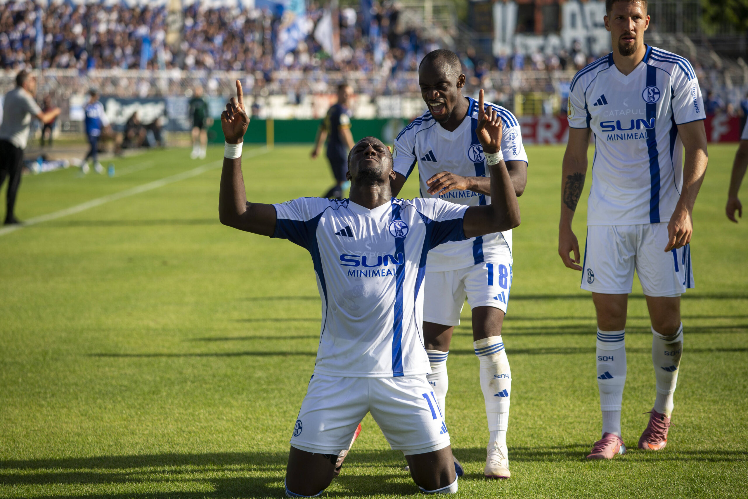 Bryan Lasme und Christopher Antwi-Adjei