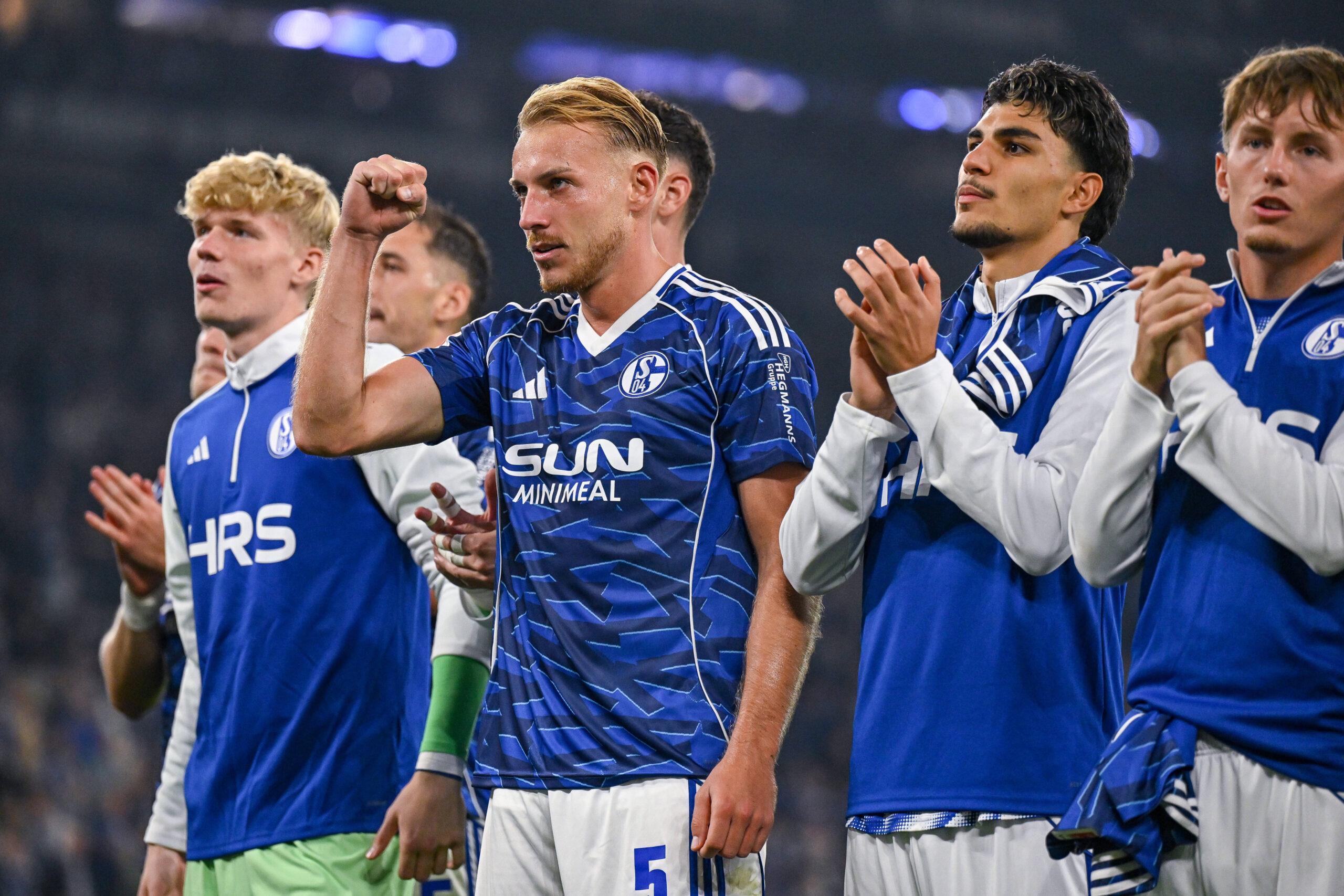 Schalke-atmet-auf-Leistungstr-ger-zur-ck-im-Training