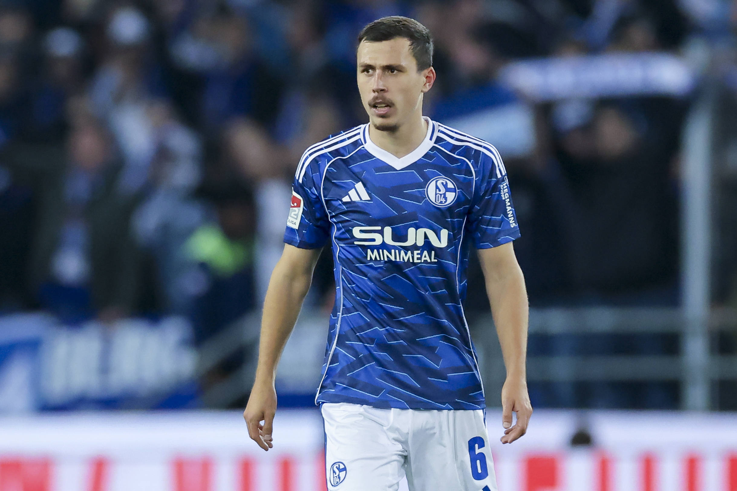 Schalke-Star-Schallenberg-vor-emotionalem-Duell-mit-Paderborn