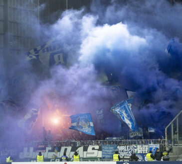 Schalke-Fans Pyrotechnik