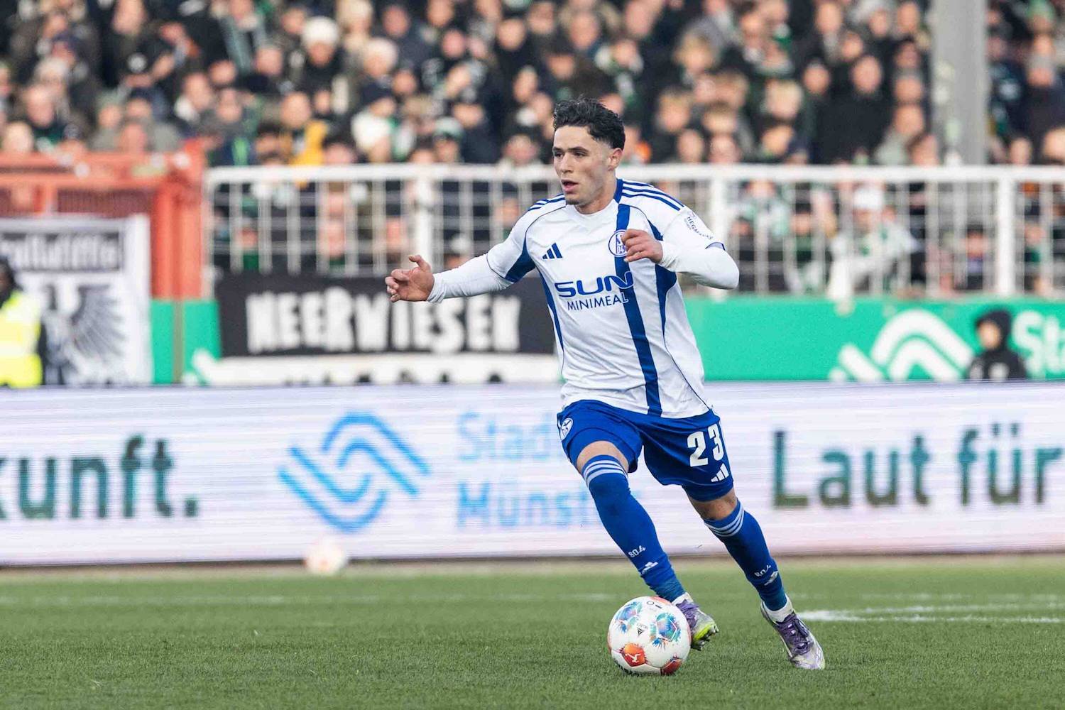 2. Fuﬂball Bundesliga: SC Preuﬂen M¸nster - FC Schalke 04 22.11.2025 Soufiane El-Faouzi FC Schalke 04, 23 2. Fuﬂball Bundesliga 13. Spieltag: SC Preuﬂen M¸nster - FC Schalke 04 LVM-Preuﬂenstadion, M¸nster 22.11.2025 DFL regulations prohibit any use of photographs as image sequences and/or quasi video. *** 2 Soccer Bundesliga SC Preuﬂen M¸nster FC Schalke 04 22 11 2025 Soufiane El Faouzi FC Schalke 04, 23 2 Soccer Bundesliga 13 Matchday SC Preuﬂen M¸nster FC Schalke 04 LVM Preuﬂenstadion, M¸nster 22 11 2025 DFL regulations prohibit any use of photographs as image sequences and or quasi video Copyright: xBEAUTIFULxSPORTS/Buriakovx