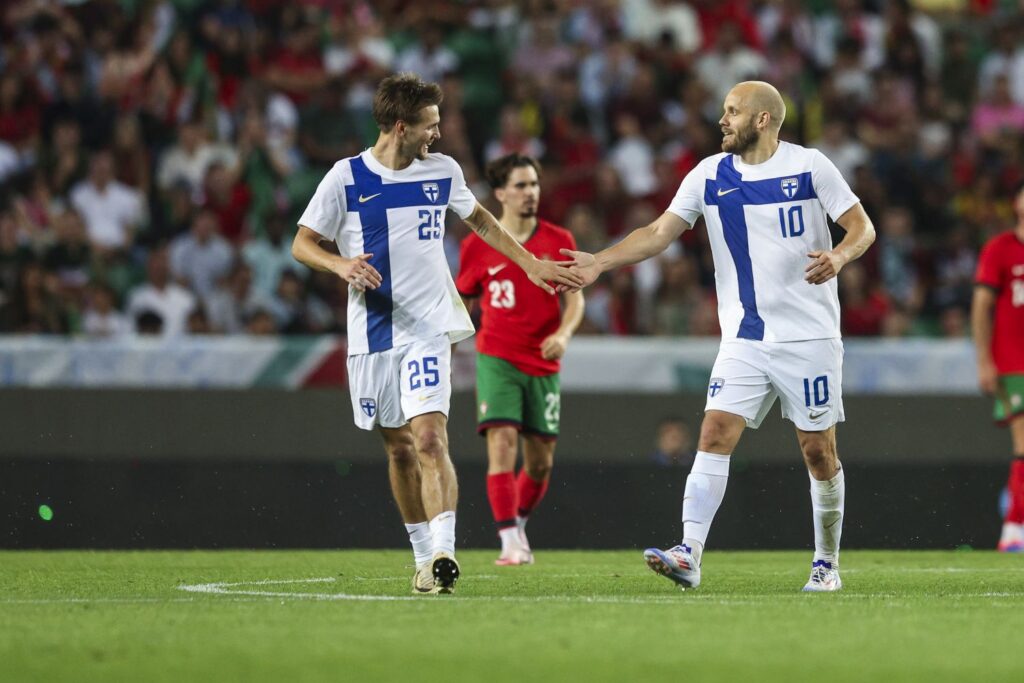 Juho Talivitie, Teemu Pukki, Finnland