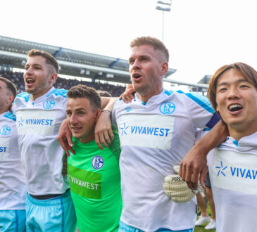 Blendi Idrizi, Marvin Pieringer, Martin Fraisl, Simon Terodde und Ko Itakura