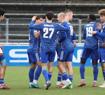 Regionalliga West: FC Schalke 04 U23 - SC Wiedenbrueck