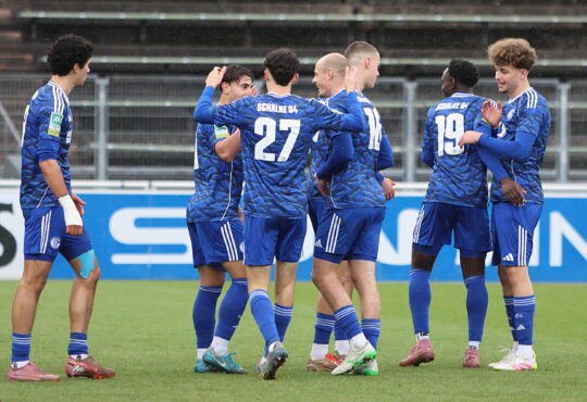 Regionalliga West: FC Schalke 04 U23 - SC Wiedenbrueck