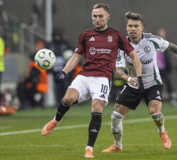 Legia Warsaw vs Sparta Prague - UEFA Conference League Jan Kuchta during UEFA Conference League match between Legia Warsaw and Sparta Prague in Warsaw,Poland on November 27, 2025 NO SALES POLAND Warsaw Poland PUBLICATIONxNOTxINxFRA Copyright: xAndrzejxIwanczukx originalFilename:iwanczuk-legiawar251128_npOiJ.jpg