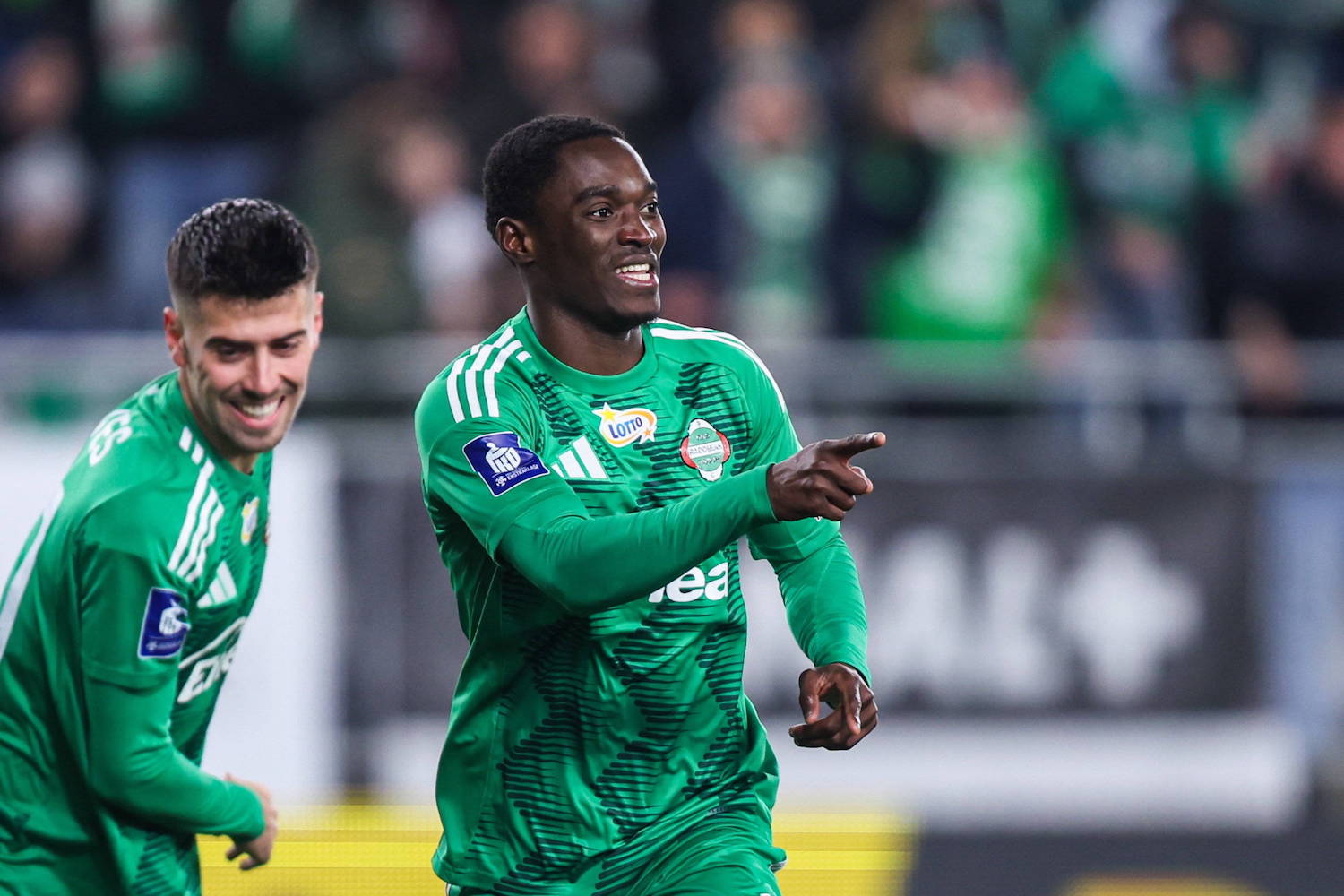 Verst-rkung-aus-Polen-Schalke-bietet-offenbar-f-r-Capita