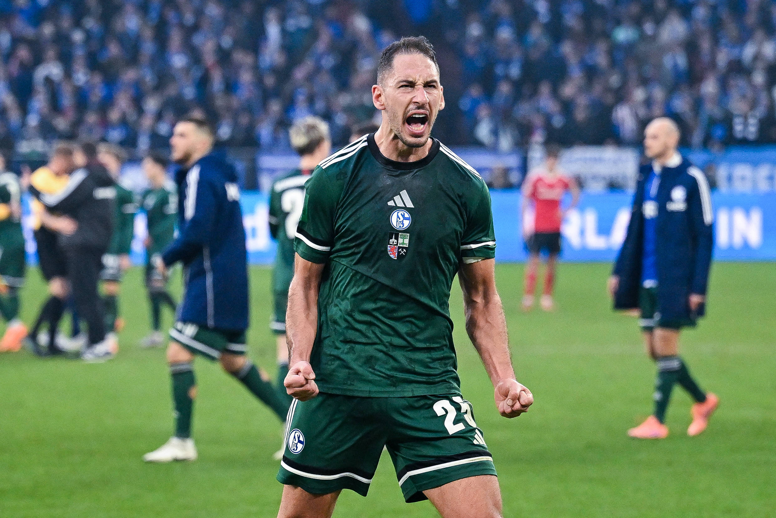 -Die-halten-mich-f-r-verr-ckt-Warum-Schalke-Star-Katic-auff-llt