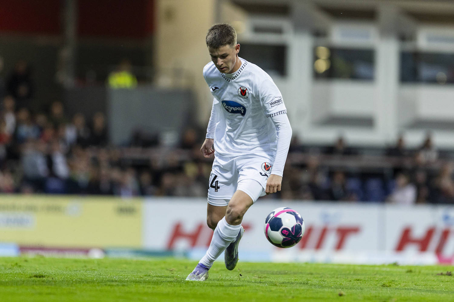 Cologne Cup 2025 09.10.2025 Raphael Ott Viktoria Kˆln, 14 beim Cologne Cup 2025 im Spiel Fortuna Kˆln gegen Viktoria Kˆln am 09.10.2025 im S¸dstadion in Kˆln *** Cologne Cup 2025 09 10 2025 Raphael Ott Viktoria Kˆln, 14 at the Cologne Cup 2025 in the match Fortuna Kˆln vs Viktoria Kˆln on 09 10 2025 at S¸dstadion in Cologne Copyright: xBEAUTIFULxSPORTS/Meuselx