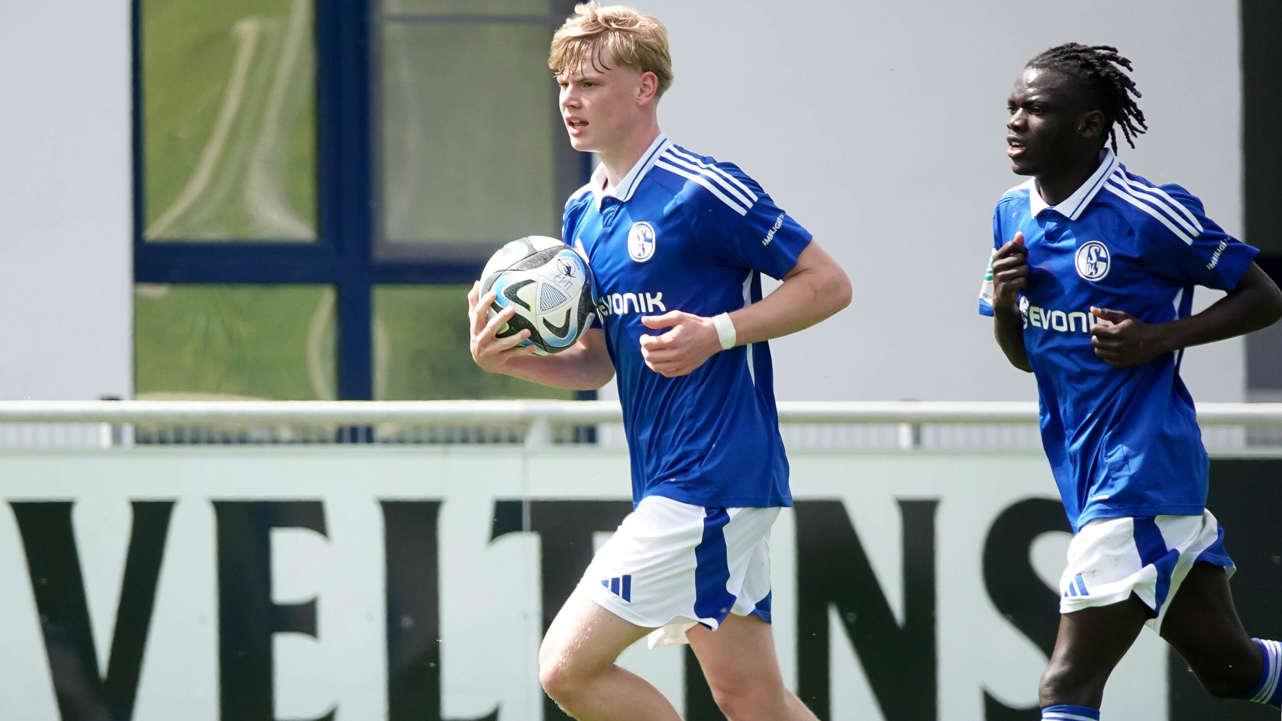 Mika Brocks und Sanha Cassama Djaby