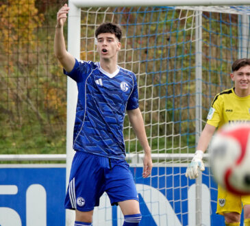RECORD DATE NOT STATED Fuﬂball U19 DFB-Nachwuchsliga Begegnung FC Schalke 04 U19 gegen Preuﬂen M¸nster U19 ** NUR F‹R REDAKTIONELLE ZWECKE ** EDITORIAL USE ONLY **FC-SpielerAmar Ibrisimovic (links) am Sonntag, 02.11.2025 in der Fuﬂball U19 DFB-Nachwuchsliga Begegnung FC Schalke 04 U19 (blau) gegen Preuﬂen M¸nster U19 im Parkstadion in Gelsenkirchen. Deutschland NRW Gelsenkirchen Copyright: MichaelxKorte *** Soccer U19 DFB Youth League match FC Schalke 04 U19 vs Preuﬂen M¸nster U19 FOR EDITORIAL PURPOSES ONLY p FC playerAmar Ibrisimovic left on Sunday, 02 11 2025 in the Soccer U19 DFB Youth League match FC Schalke 04 U19 blue vs Preuﬂen M¸nster U19 at Parkstadion in Gelsenkirchen Germany NRW Gelsenkirchen Copyright MichaelxKorte Copyright: MichaelxKorte doc8336udnu6vlegtk3ipd ,EDITORIAL USE ONLY
