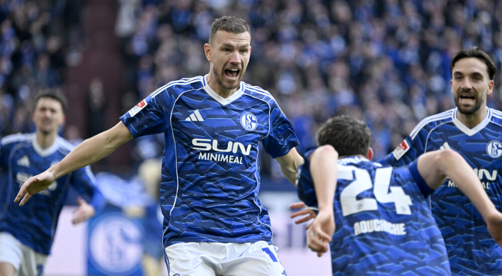 Edin Dzeko, Adil Aouchiche und Kenan Karaman