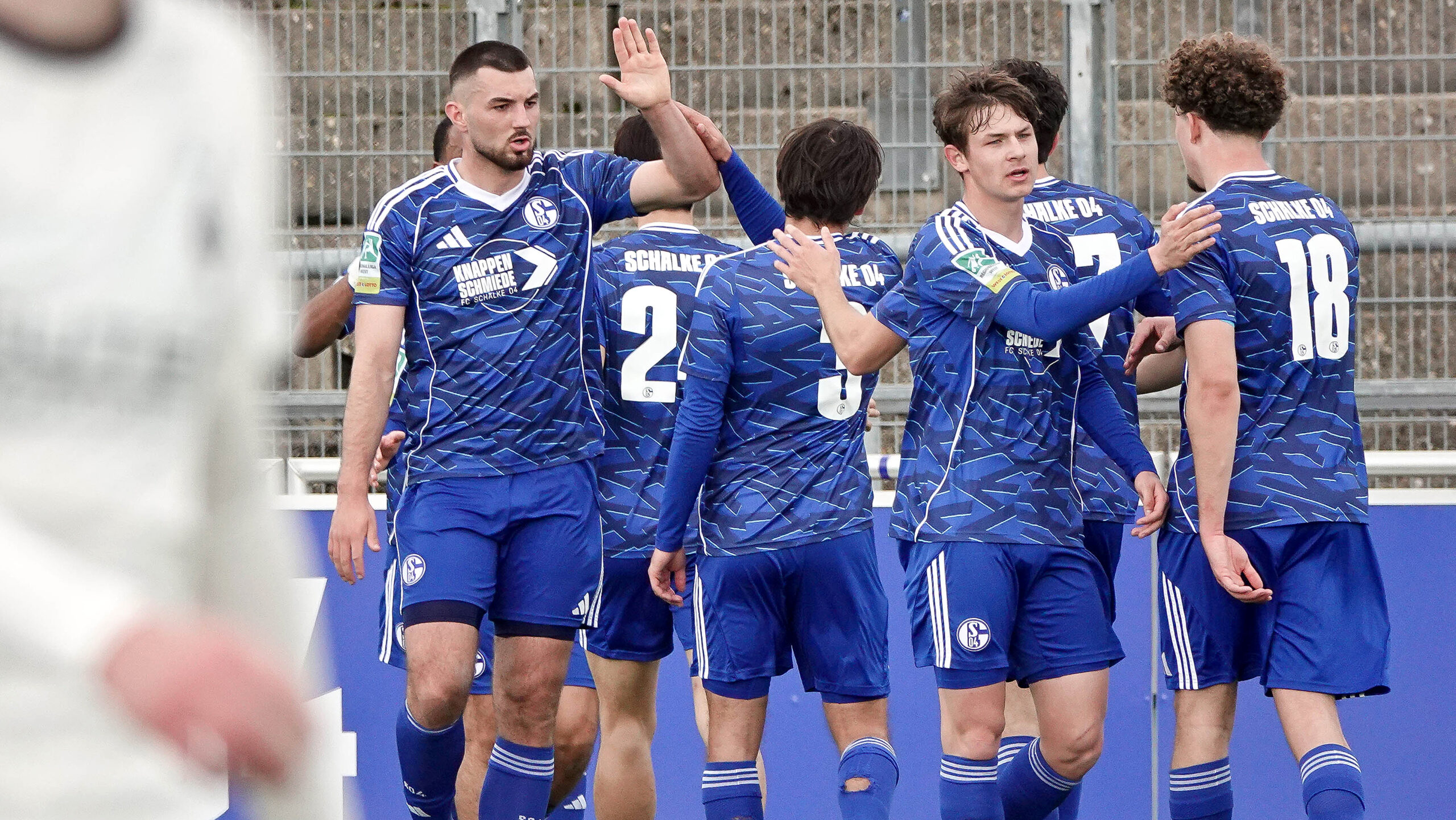 Fußball Regionalliga West Begegnung FC Schalke 04 U23 gegen Borussia Mönchengladbach U23