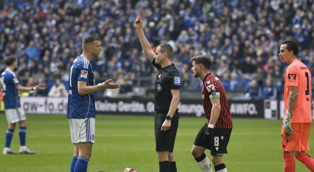 Edin Dzeko und Dr. Robin Braun