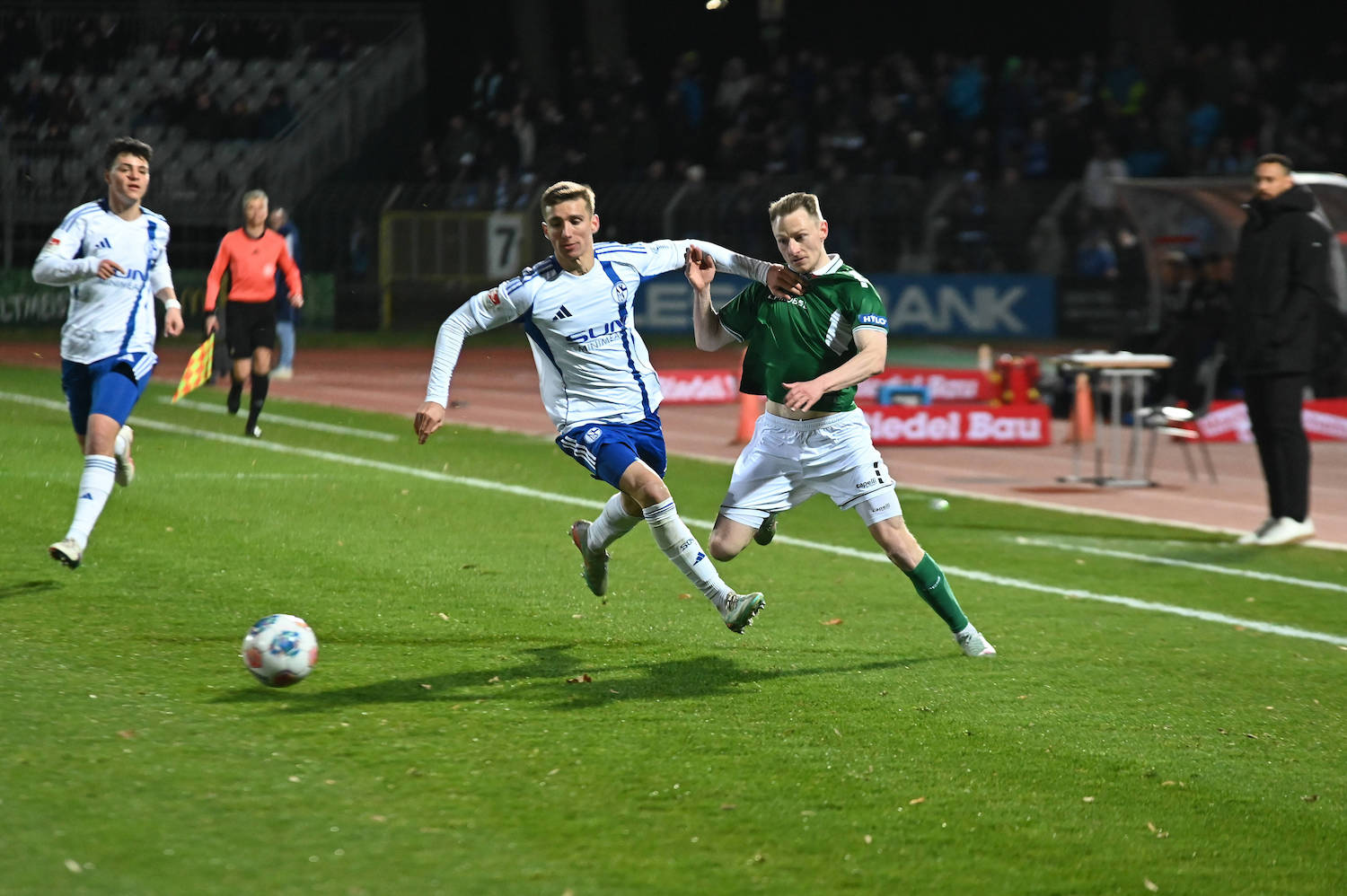 1.FC Schweinfurt vs. FC Schalke, 90 Jahre Sachs-Stadion Football, Friendly 1.FC Schweinfurt vs. FC Schalke, 90 Jahre Sachs-Stadion 26 Mar 2026 Sachs-Stadion , Schweinfurt, Germany Image: Felipe Sanchez Schalke, Joshua Endres Schweinfurt Schweinfurt Sachs-Stadion Bayern Germany Copyright: xPresseFotoxEvansx