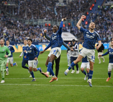 Soufiane El-Faouzi, Adil Aouchiche, Moussa Ndiaye, Mertcan Ayhan und Loris Karius, v.re.