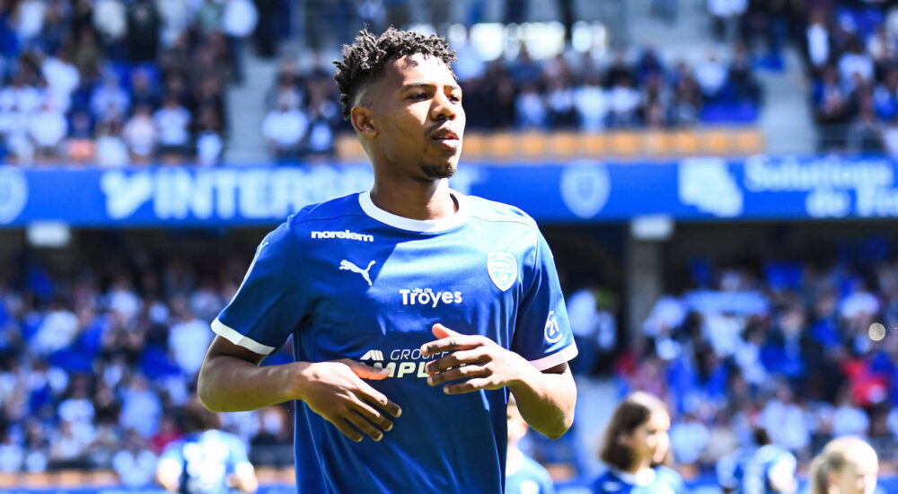 FOOTBALL : ESTAC Troyes vs US Boulogne - Ligue 2 - Journ√ e 31 - 18/04/2026 Tawfik Bentayeb ESTAC Troyes TroyesFrance PUBLICATIONxNOTxINxFRAxBEL Copyright: xBaptistexAutissierx