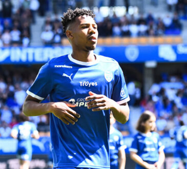 FOOTBALL : ESTAC Troyes vs US Boulogne - Ligue 2 - Journ√ e 31 - 18/04/2026 Tawfik Bentayeb ESTAC Troyes TroyesFrance PUBLICATIONxNOTxINxFRAxBEL Copyright: xBaptistexAutissierx