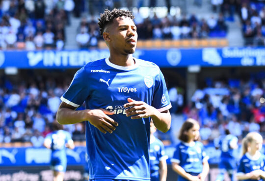 FOOTBALL : ESTAC Troyes vs US Boulogne - Ligue 2 - Journ√ e 31 - 18/04/2026 Tawfik Bentayeb ESTAC Troyes TroyesFrance PUBLICATIONxNOTxINxFRAxBEL Copyright: xBaptistexAutissierx