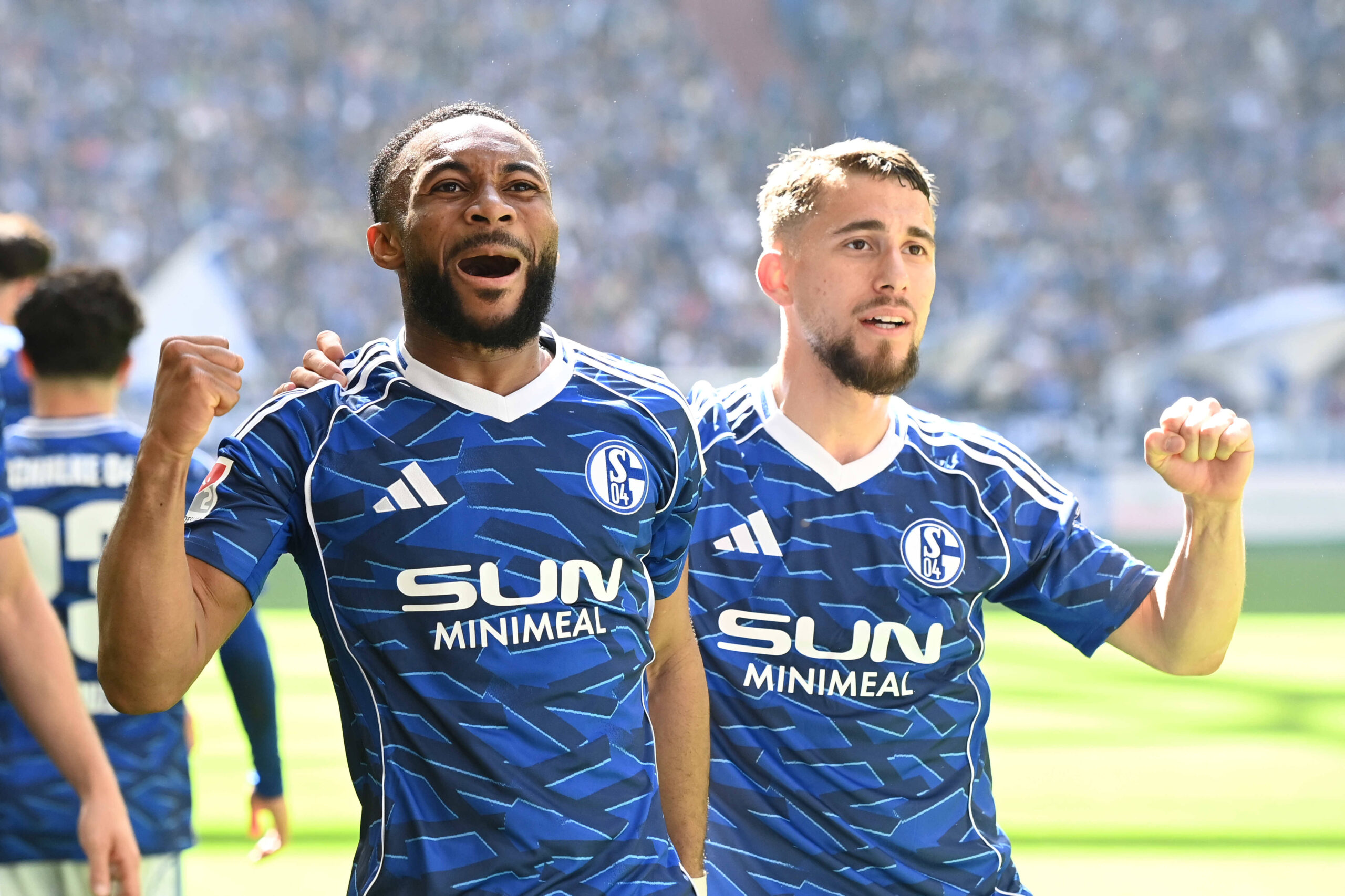 Moussa Sylla und Adil Aouchiche