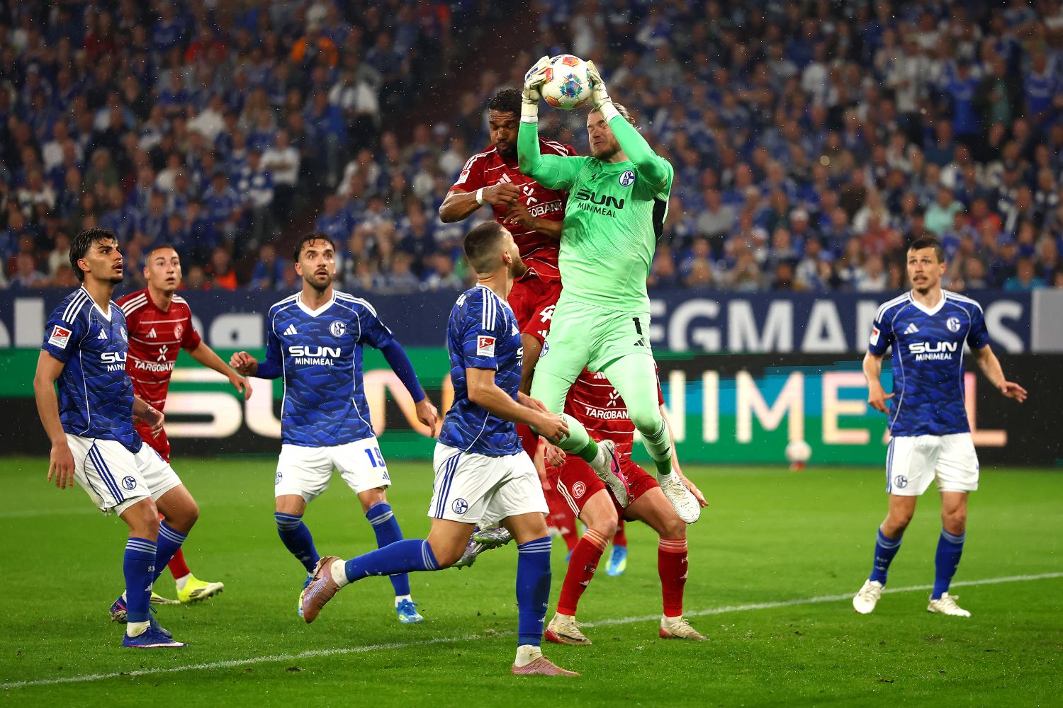 Loris Karius und Team