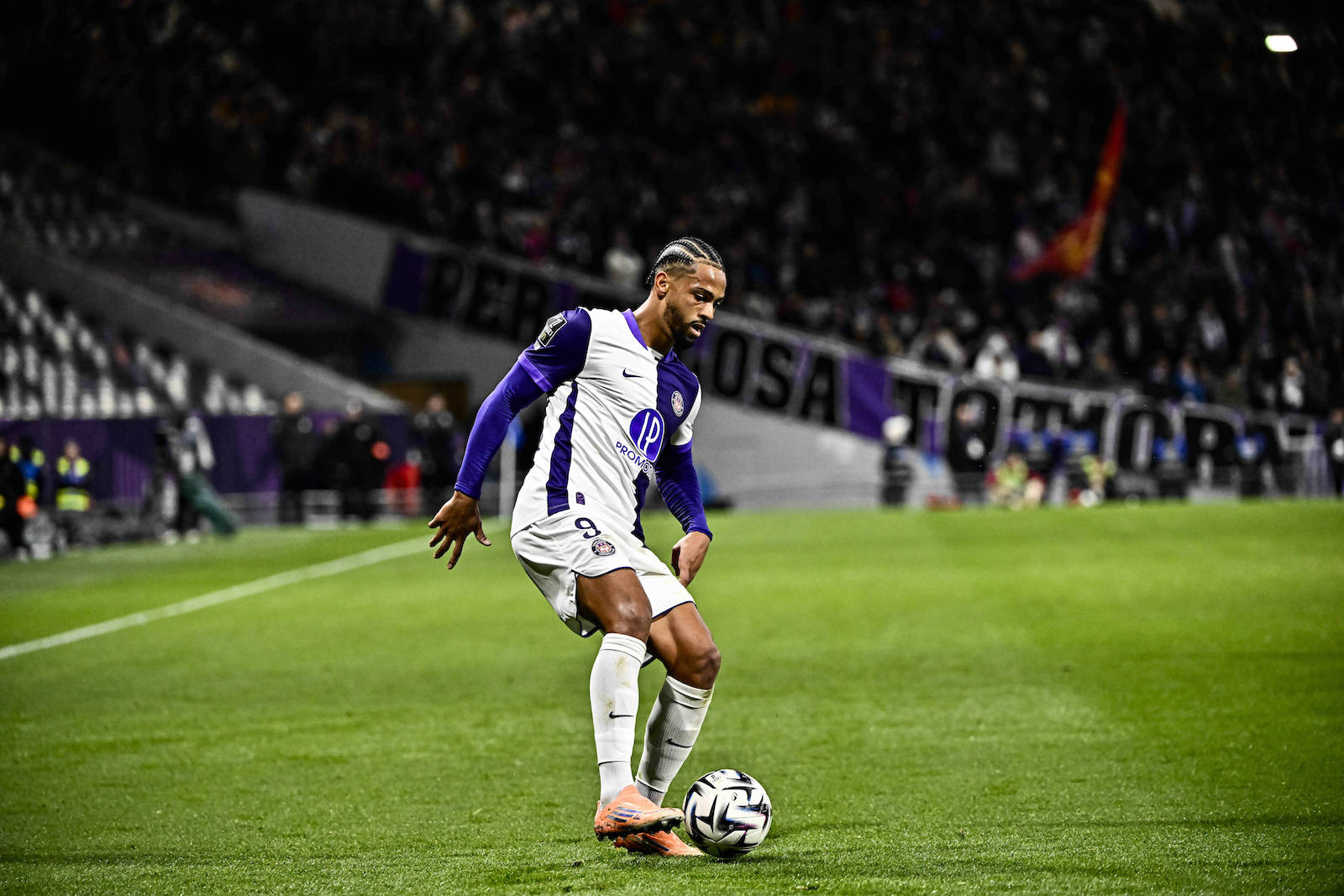 FOOTBALL : Toulouse vs Angers - 13eme Journee de Ligue 1 McDonald S - Toulouse - 23/11/2025 Frank Magri tfc Toulouse PUBLICATIONxNOTxINxFRAxBEL Copyright: xThierryxBretonx