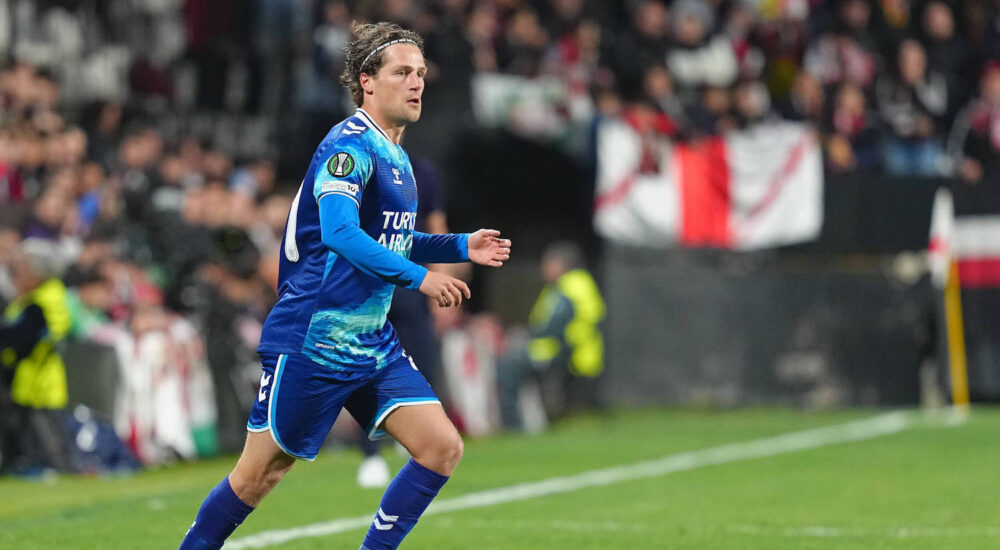 March 19, 2026, Madrid, Spain: Carlo Holse of Samsunspor seen in action during the UEFA Conference League 2025/26 League Round of 16 second leg match between Rayo Vallecano and Samsunspor at Estadio de Vallecas. Final Score: Rayo Vallecano 0-1 Samsunspor Rayo Vallecano V Samsunspor - UEFA Conference League 2025/26 League Round 16 Second Leg PUBLICATIONxINxGERxSUIxAUTxONLY - ZUMAs197 20260319_aaa_s197_402 Copyright: xGokhanxTanerx
