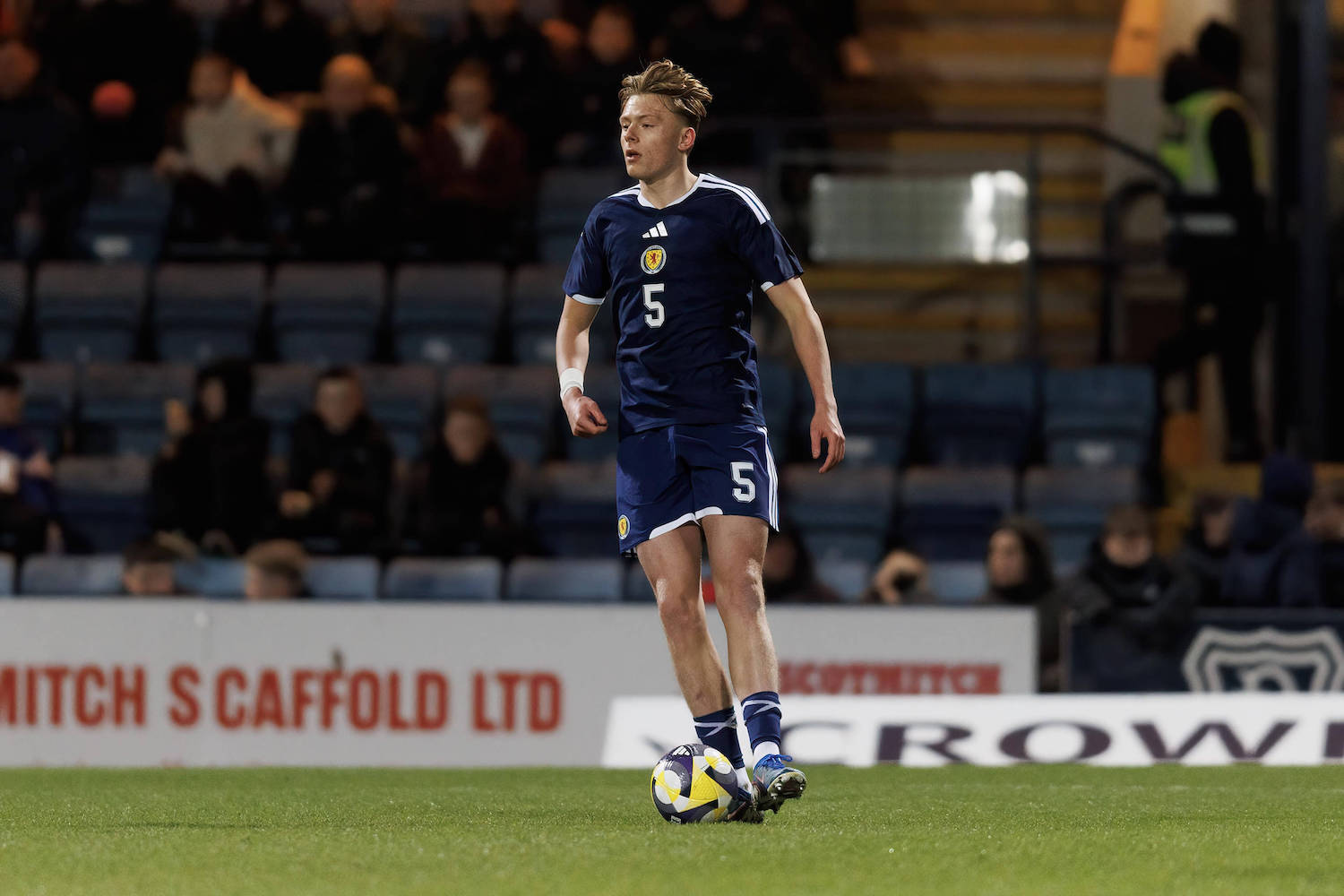 RECORD DATE NOT STATED 27th March 2026 Dens Park, Dundee, Scotland Under 21 Euro Qualifiers International Football, Scotland versus Czechia Luke Graham of Scotland under 21s on the ball DsvidxYoung