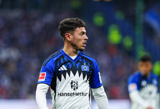 William Mikelbrencis Hamburger SV, 02 GER, Hamburger SV vs. TSG 1899 Hoffenheim, Fussball, 1. Bundesliga, Spieltag 31, Saison 2025/2026, 25.04.2026 DFL REGULATIONS PROHIBIT ANY USE OF PHOTOGRAPHS AS IMAGE SEQUENCES AND/OR QUASI-VIDEO GER, Hamburger SV vs. TSG 1899 Hoffenheim, Fussball, 1. Bundesliga, Spieltag 31, Saison 2025/2026, 25.04.2026 Hamburg *** William Mikelbrencis Hamburger SV, 02 GER, Hamburger SV vs TSG 1899 Hoffenheim, Football, 1 Bundesliga, Matchday 31, Season 2025 2026, 25 04 2026 DFL REGULATIONS PROHIBIT ANY USE OF PHOTOGRAPHS AS IMAGE SEQUENCES AND OR QUASI VIDEO GER, Hamburger SV vs TSG 1899 Hoffenheim, Football, 1 Bundesliga, Matchday 31, Season 2025 2026, 25 04 2026 Hamburg Copyright: xEibner-Pressefoto/MarcelxvonxFehrnx EP_MFN