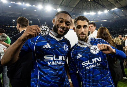 Moussa Sylla und Adil Aouchiche