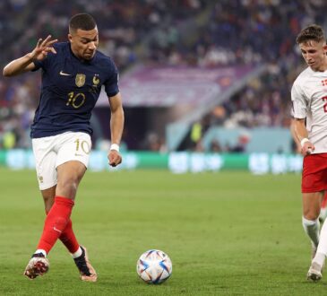 Kylian Mbappe und Jesper Lindström