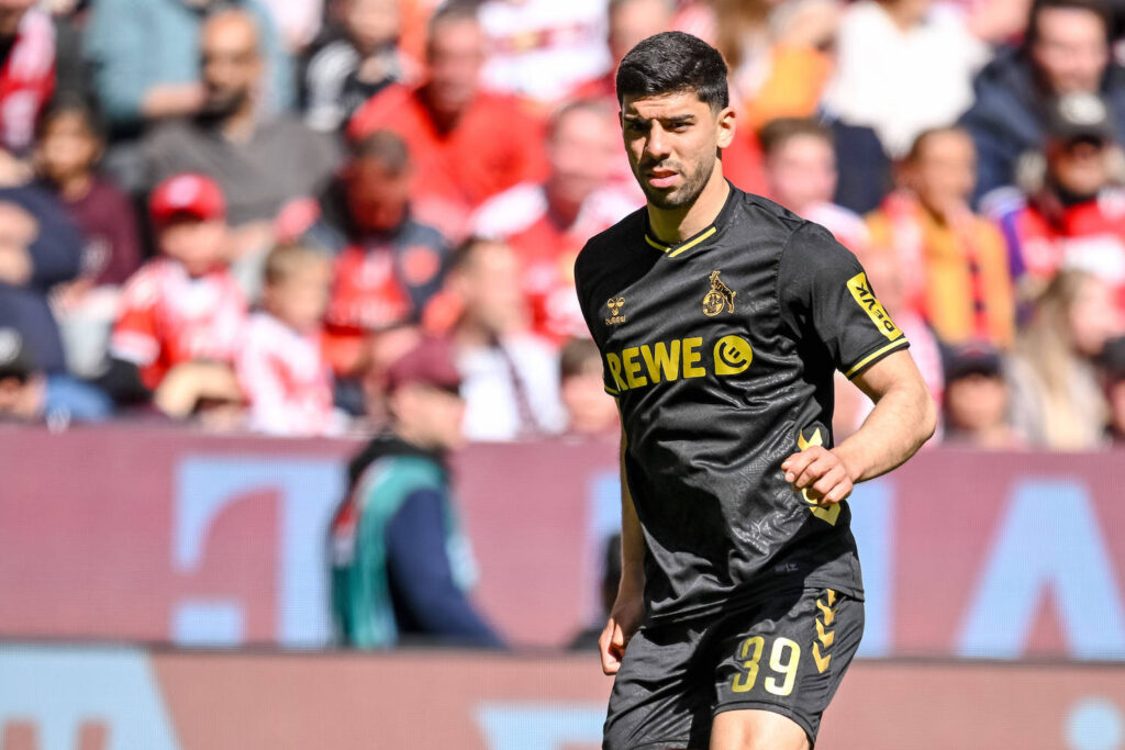 Cenk ÷zkacar1. FC Kˆln Schaut waehrend des spiels der Bundesliga zwischen FC Bayern M¸nchen und 1. FC Kˆln, Allianz Arena am 16. May 2026 in M¸nchen, Deutschland. Foto von Harry Langer/DeFodi Images Cenk ÷zkacar1. FC Kˆln Looks on during the Bundesliga match between FC Bayern M¸nchen and 1. FC Kˆln at Allianz Arena on May 16, 2026 in M¸nchen, Germany. Photo by Harry Langer/DeFodi Images DFL regulations prohibit any use of photographs as image sequences and/or quasi-video. Photo by Harry Langer/DeFodi Images DFL regulations prohibit any use of photographs as image sequences and/or quasi-video. - *** Cenk ÷zkacar 1 FC Kˆln Schaut waehrend des spiels der Bundesliga zwischen FC Bayern M¸nchen und 1 FC Kˆln, Allianz Arena am 16 May 2026 in M¸nchen, Germany Photo by Harry Langer DeFodi Images Cenk ÷zkacar 1 FC Kˆln Looks on during the Bundesliga match between FC Bayern M¸nchen and 1 FC Kˆln at Allianz Arena on May 16, 2026 in M¸nchen, Germany Photo by Harry Langer DeFodi Images DFL regulations prohibit any use of photographs as image sequences and or quasi video Photo by Harry Langer DeFodi Images DFL regulations prohibit any use of photographs as image sequences and or quasi video