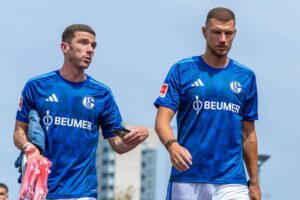 Robin Gosens und Edin Dzeko