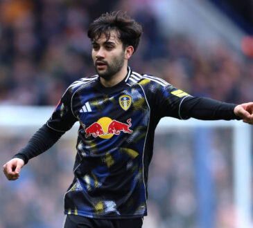 Birmingham City v Leeds United - Emirates FA Cup Fourth Round Facundo Buonanotte of Leeds United pointing during the Emirates FA Cup Fourth Round match between Birmingham City and Leeds United on February 15, 2026 in Birmingham, England. WARNING This Photograph May Only Be Used For Newspaper And/Or Magazine Editorial Purposes. May Not Be Used For Publications Involving 1 player, 1 Club Or 1 Competition Without Written Authorisation From Football DataCo Ltd. For Any Queries, Please Contact Football DataCo Ltd on 44 0 207 864 9121 Birmingham St Andrews at Knighthead Park England United Kingdom Copyright: xAllstarxPicturexLibraryxLtdx
