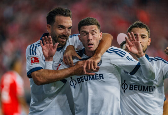 Kenan Karaman und Robin Gosens
