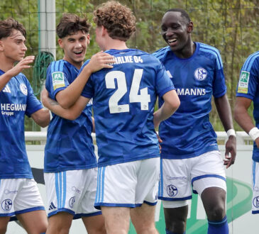 FC Schalke 04 U23 gegen Sportfreunde Lotte