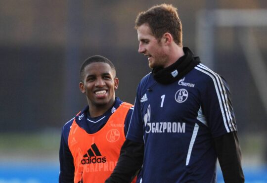 Jefferson Farfan und Ralf Fährmann